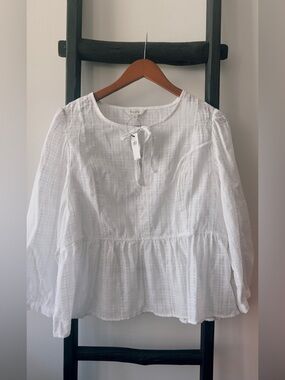 Banana Republic White Peasant Blouse